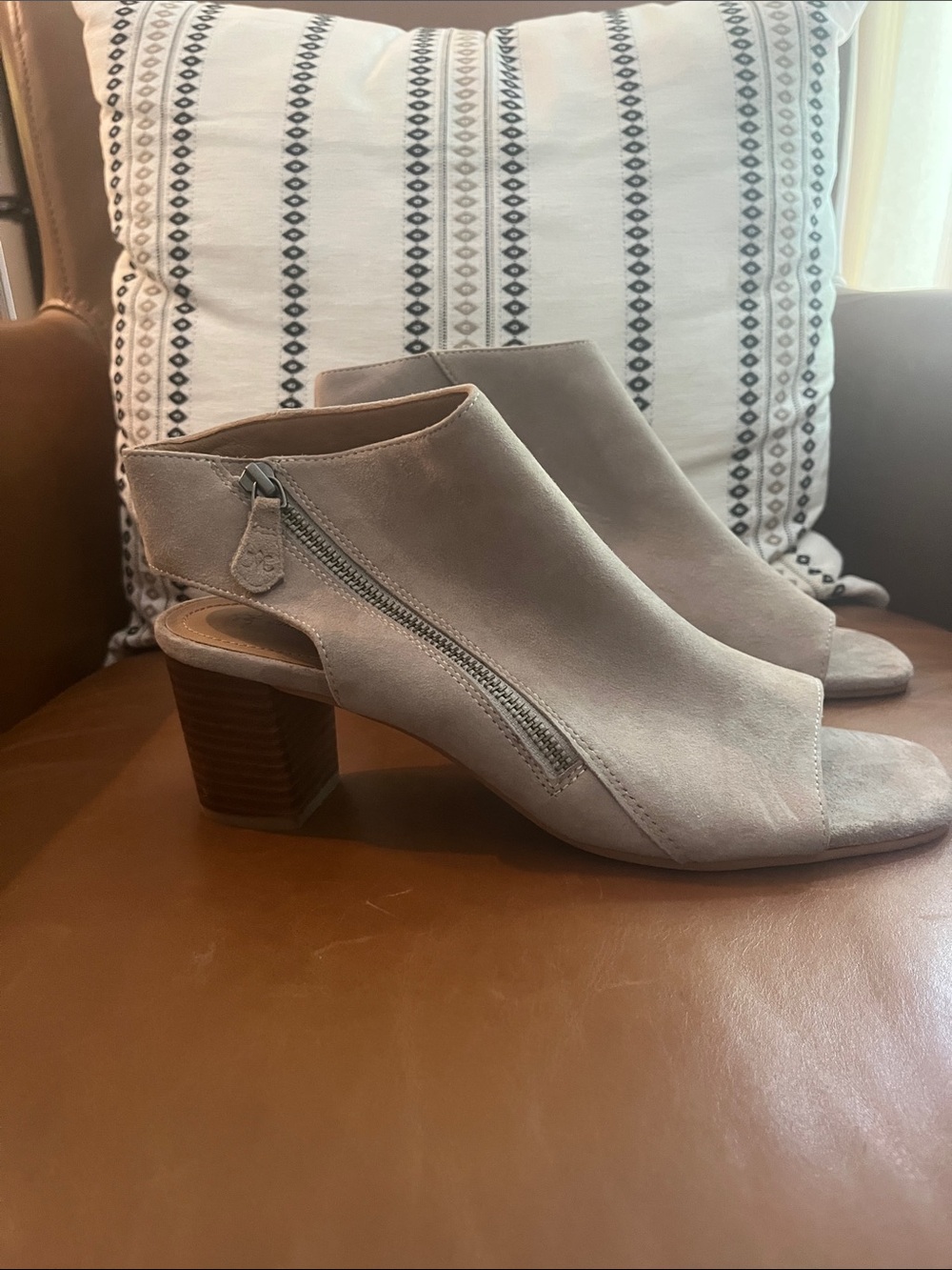 Johnston & Murphy Taupe Open-Toe Suede Block Heel Booties